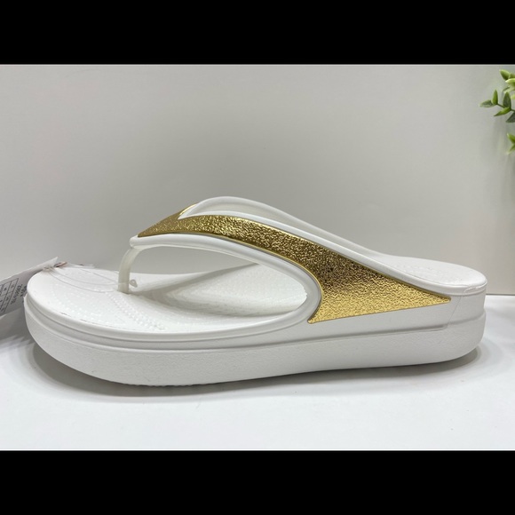 NEW Crocs Sloane Shine Wedge Flip Flop Sandals - Picture 7 of 9